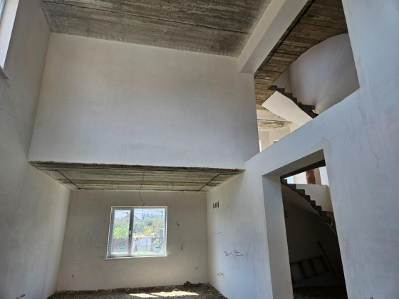 Коттедж 339 кв.м. 3 этажа 10 соток