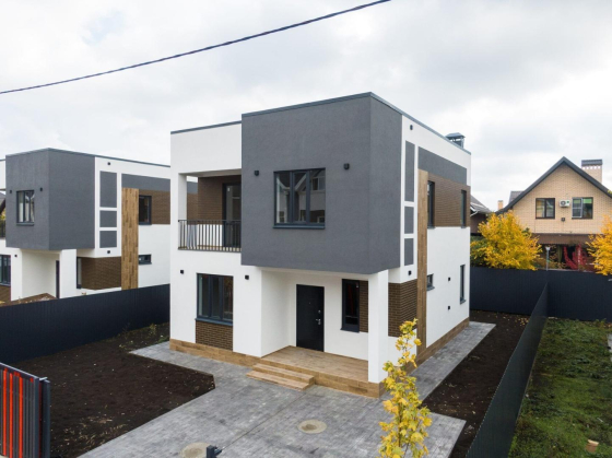 Дом Хай-Тек 120кв.м на 3сот