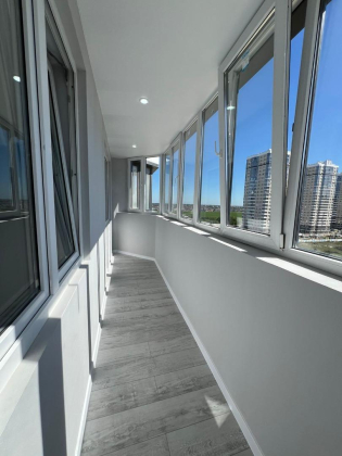 Мини 2-к квартира в ЖК Россинский парк