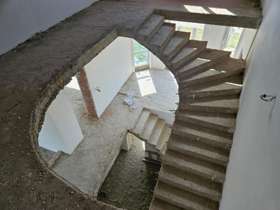 Коттедж 339 кв.м. 3 этажа 10 соток