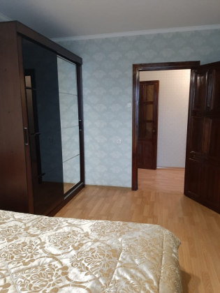 4-к. квартира, 82 м², 3/10 эт. Восточ...