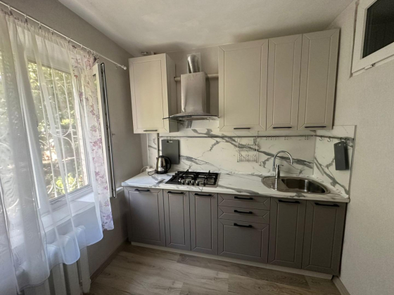 1 к.кв в мкр. ЧМР с ремонтом и мебелью